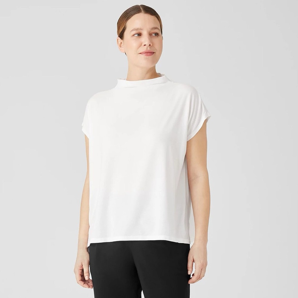 Women's White Mock Neck Short Sleeve Top